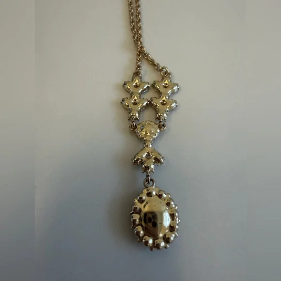 Elegant Silver and Gold Pendant Necklaces - Bundle of 2 - Picture 5 of 10